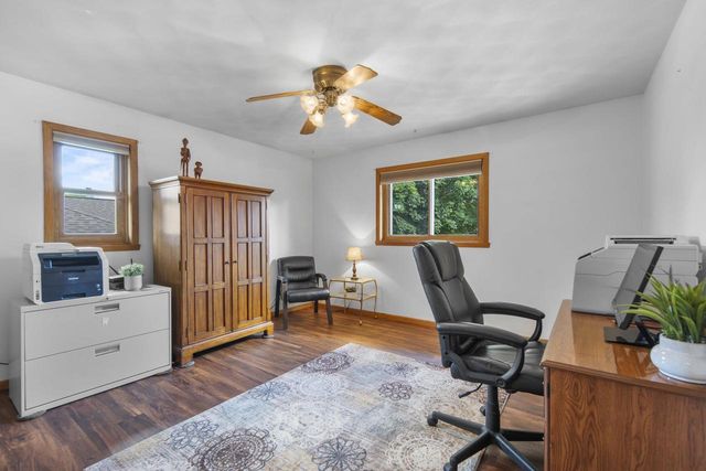 713 STONE GATE DRIVE, Kimberly, WI 54136