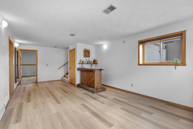 713 STONE GATE DRIVE, Kimberly, WI 54136