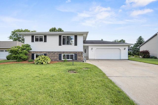 713 STONE GATE DRIVE, Kimberly, WI 54136