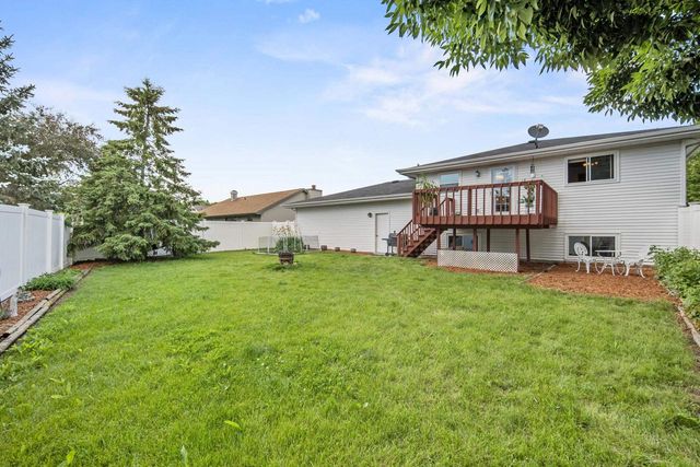 713 STONE GATE DRIVE, Kimberly, WI 54136