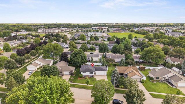 713 STONE GATE DRIVE, Kimberly, WI 54136