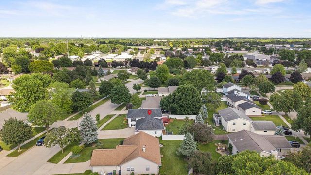 713 STONE GATE DRIVE, Kimberly, WI 54136