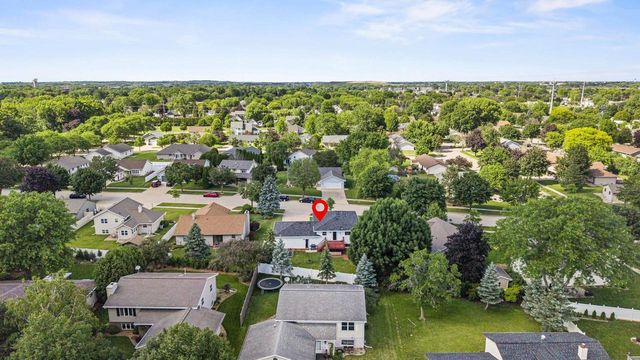 713 STONE GATE DRIVE, Kimberly, WI 54136