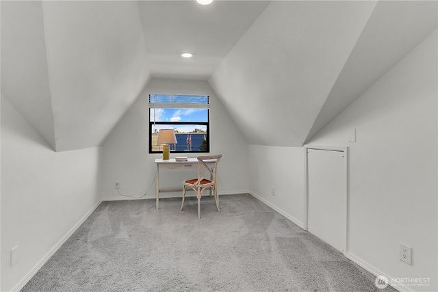 1915 Dexter Avenue N, Seattle, WA 98109