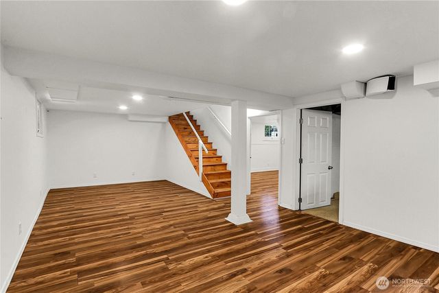 1915 Dexter Avenue N, Seattle, WA 98109