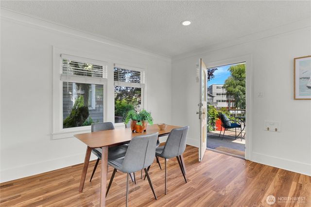 1915 Dexter Avenue N, Seattle, WA 98109