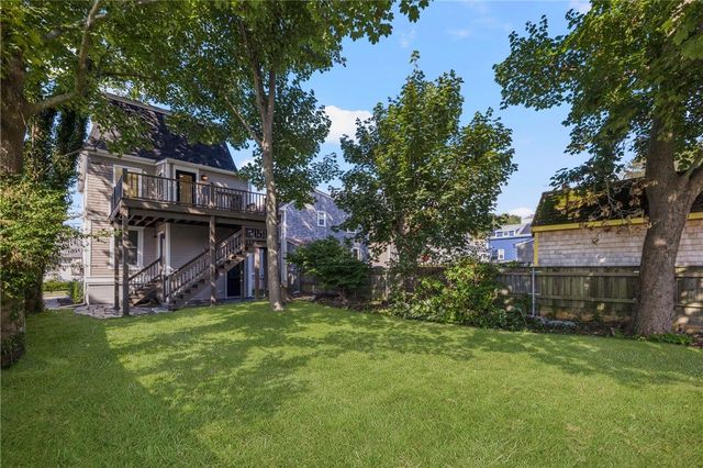 7 Sheffield Avenue B, Newport, RI 02849