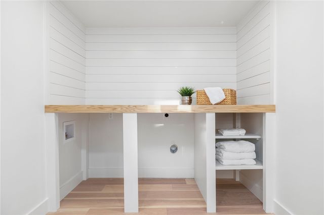 7 Sheffield Avenue B, Newport, RI 02849