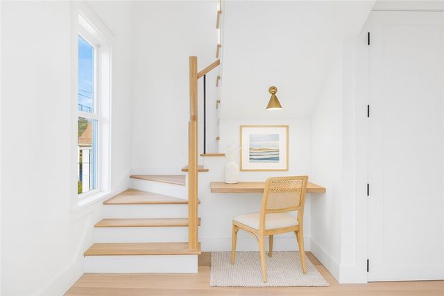 7 Sheffield Avenue B, Newport, RI 02849