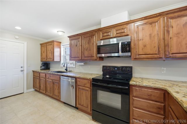 3202 S 359th West Place W, Mannford, OK 74044