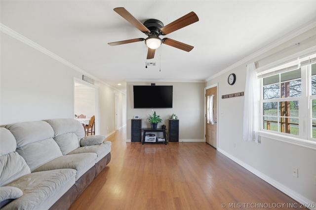 3202 S 359th West Place W, Mannford, OK 74044