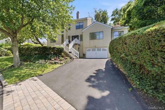 121 Newport Road, Yonkers, NY 10710