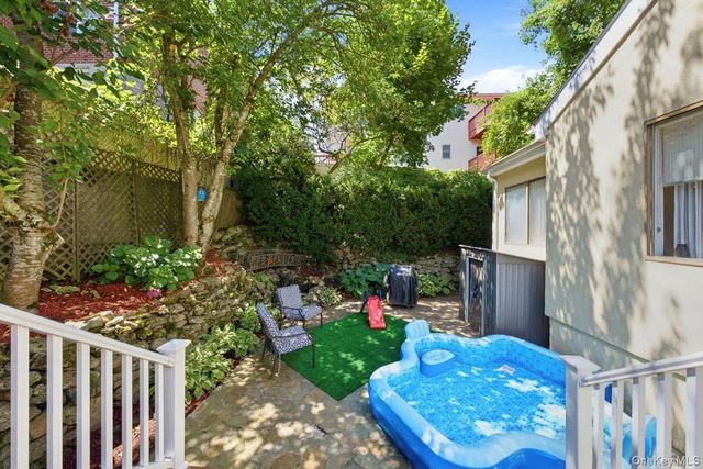 121 Newport Road, Yonkers, NY 10710