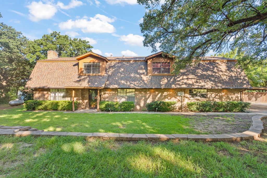 7 Fox Hollow Road, Joshua, TX 76058 — photo 2