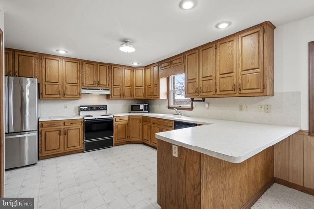 9224 BALL RD, Ijamsville, MD 21754