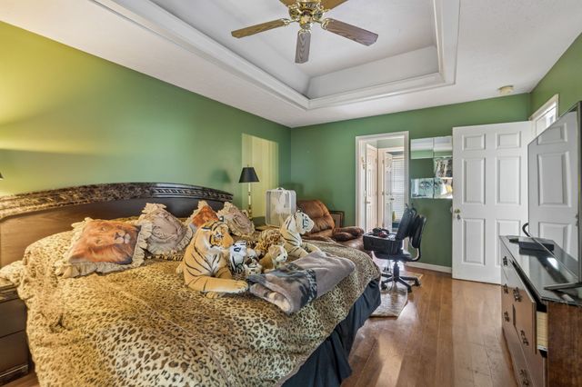 1044 Winding Way Dr, White House, TN 37188