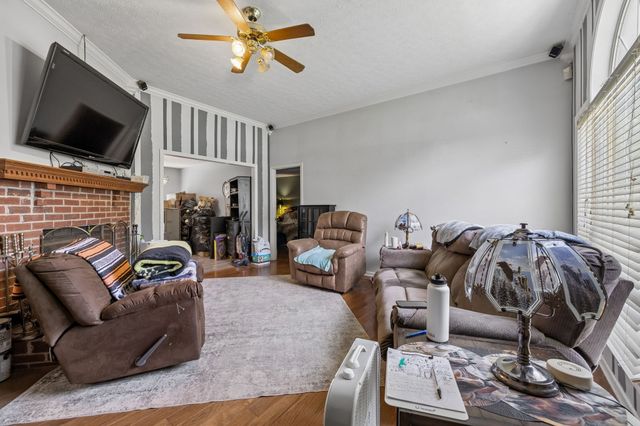 1044 Winding Way Dr, White House, TN 37188