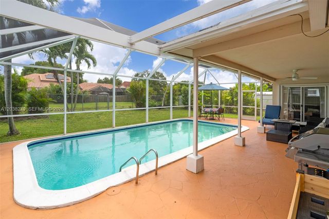 9624 NW 19th Place, Sunrise, FL 33322
