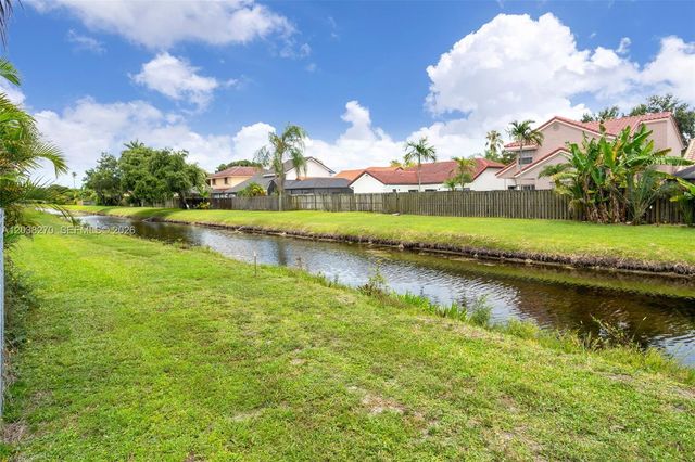 9624 NW 19th Place, Sunrise, FL 33322