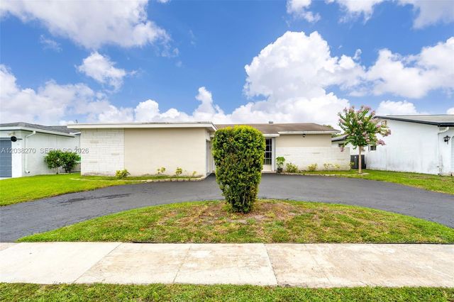 9624 NW 19th Place, Sunrise, FL 33322