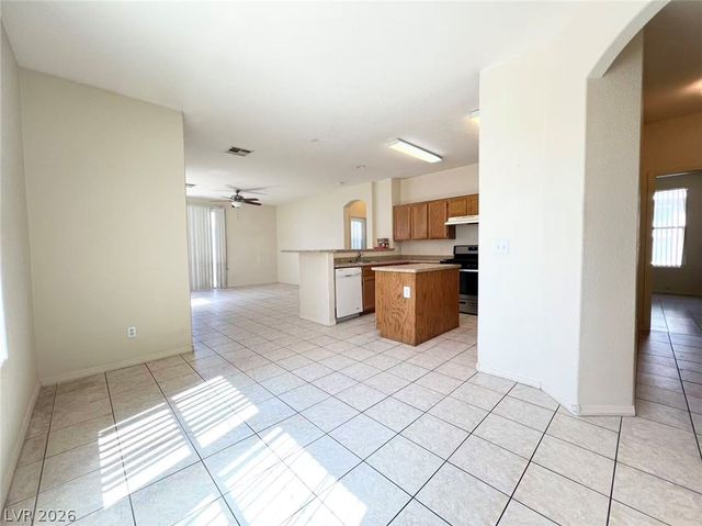 4929 Droubay Drive, Las Vegas, NV 89122