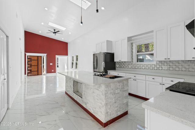 4649 SHELBY Avenue, Jacksonville, FL 32210