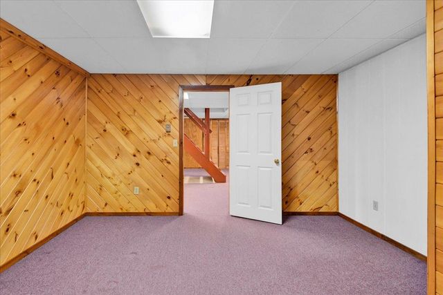 66 Poor Farm Road, Alburgh, VT 05440