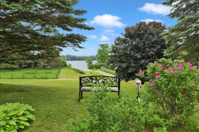 66 Poor Farm Road, Alburgh, VT 05440
