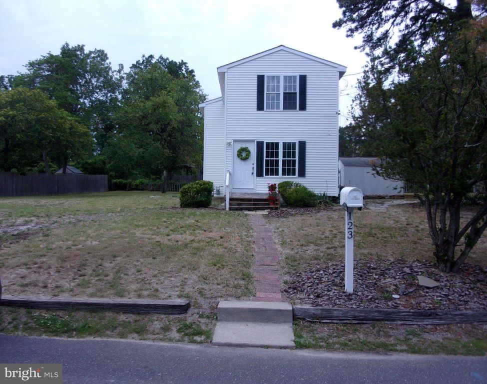 123 GREENWOOD AVE, Pine Hill, NJ 08021