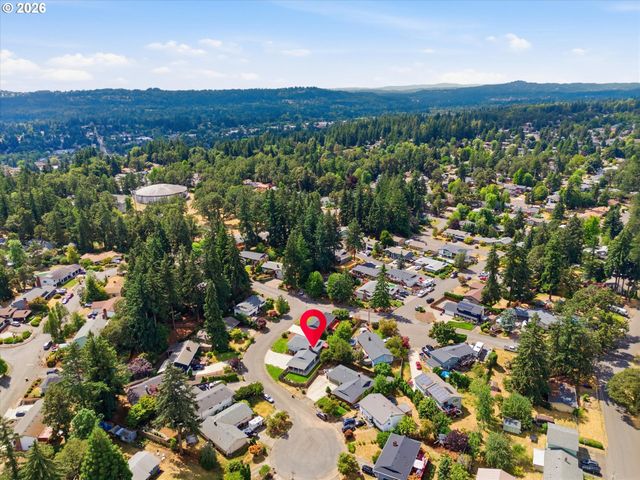 7130 SHAWN Ct, Gladstone, OR 97027