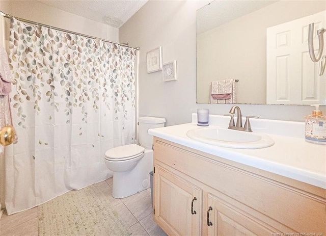 6813 Netherdale Drive, Fayetteville, NC 28314