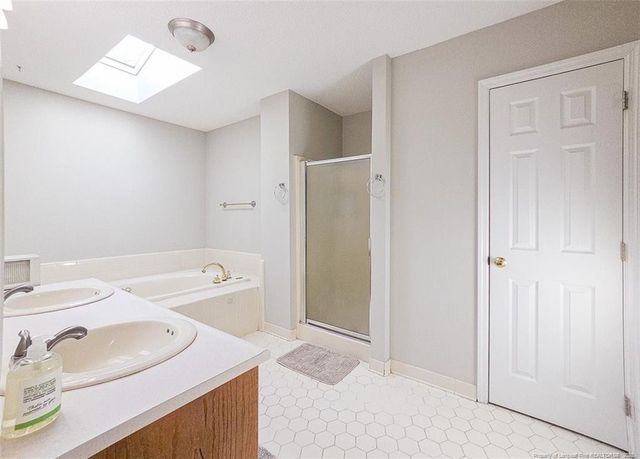 6813 Netherdale Drive, Fayetteville, NC 28314