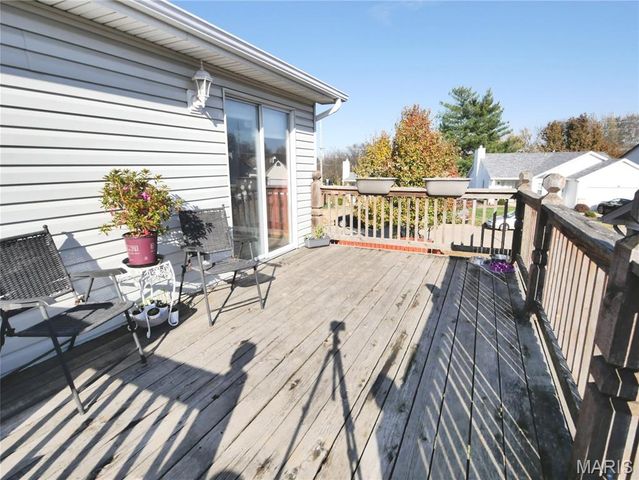 1681 Chapman Court, St Charles, MO 63303