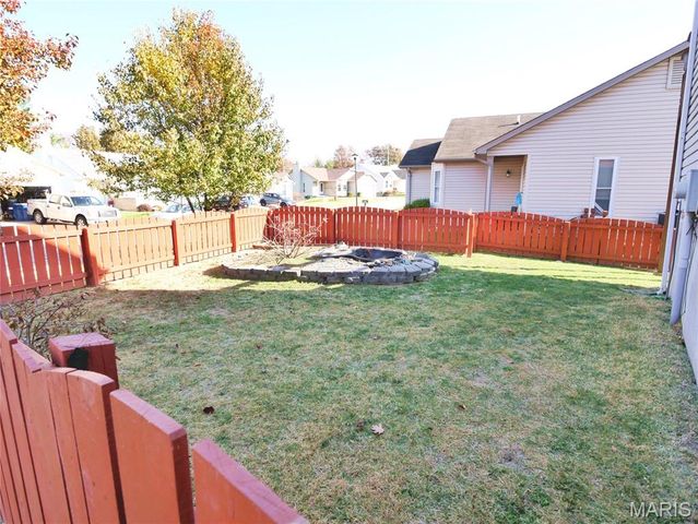 1681 Chapman Court, St Charles, MO 63303