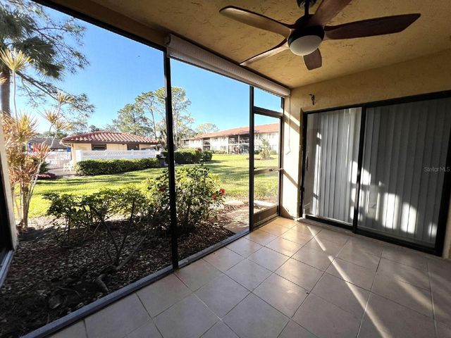 5212 LAKE VILLAGE DR 73, Sarasota, FL 34235