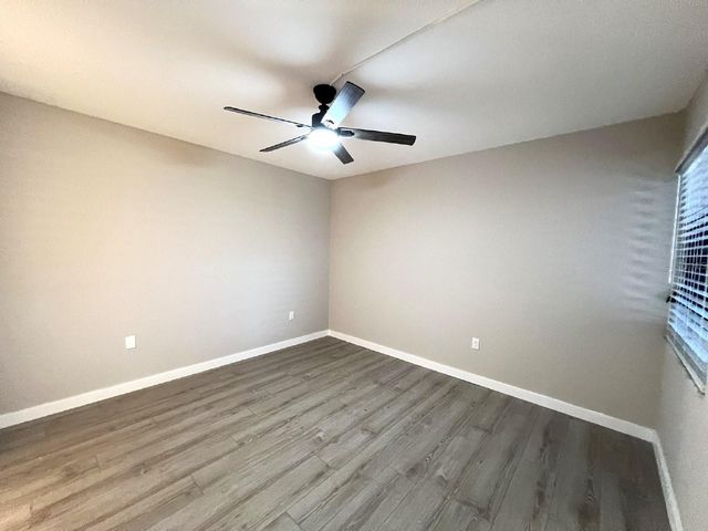 5212 LAKE VILLAGE DR 73, Sarasota, FL 34235