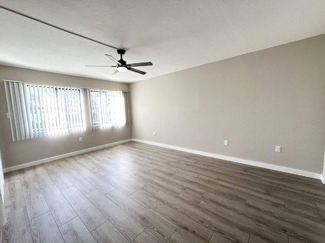 5212 LAKE VILLAGE DR 73, Sarasota, FL 34235