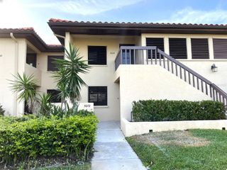 5212 LAKE VILLAGE DR 73, Sarasota, FL 34235