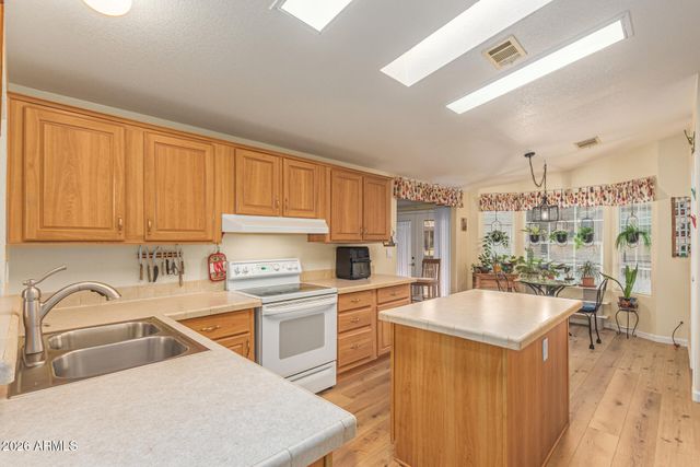 7373 E US HIGHWAY 60 -- 171, Gold Canyon, AZ 85118