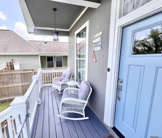 1027 E Bienville Ave, Gonzales, LA 70737