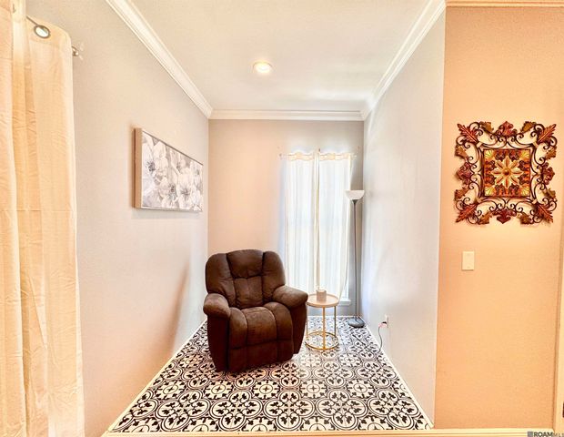 1027 E Bienville Ave, Gonzales, LA 70737