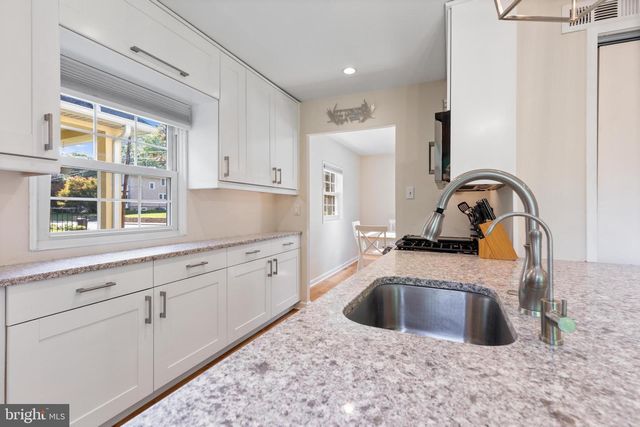 16 HAWS LN, Flourtown, PA 19031