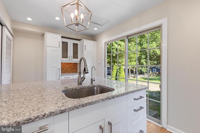 16 HAWS LN, Flourtown, PA 19031