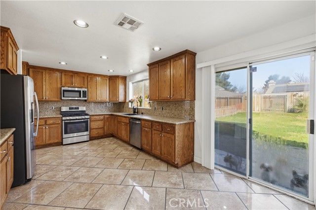 3019 Hildreth Court, Lancaster, CA 93535