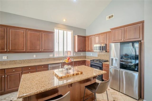 1895 Silver Drop Ln, Hemet, CA 92545