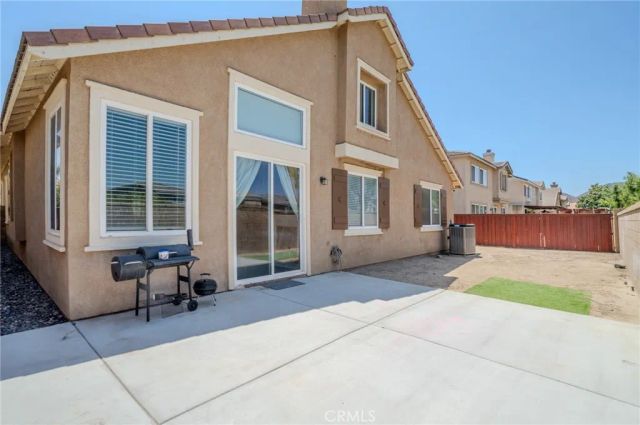 1895 Silver Drop Ln, Hemet, CA 92545
