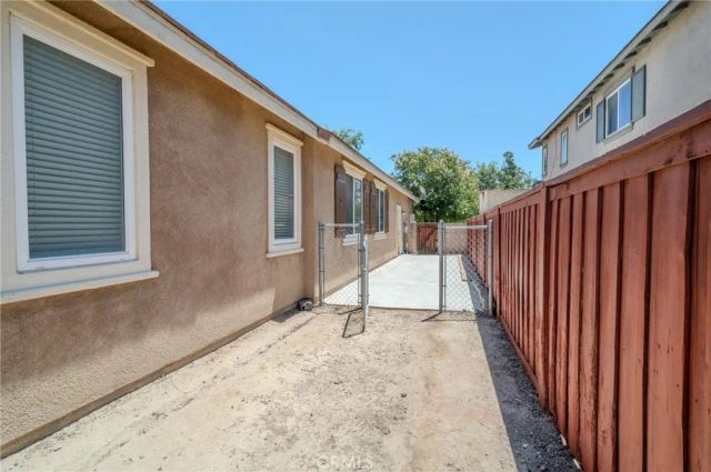 1895 Silver Drop Ln, Hemet, CA 92545