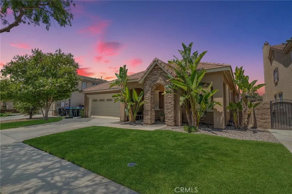 1895 Silver Drop Ln, Hemet, CA 92545
