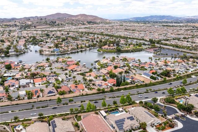24780 Prairie Trail Court, Menifee, CA 92584