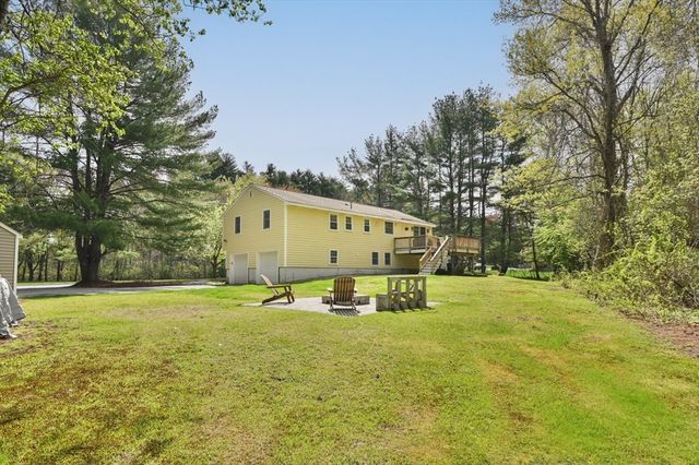 26 Hillview Rd, North Reading, MA 01864